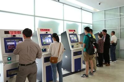 恢復辦證超200萬證次，全國通辦再優化 滬出入境部門新政提升服務能級